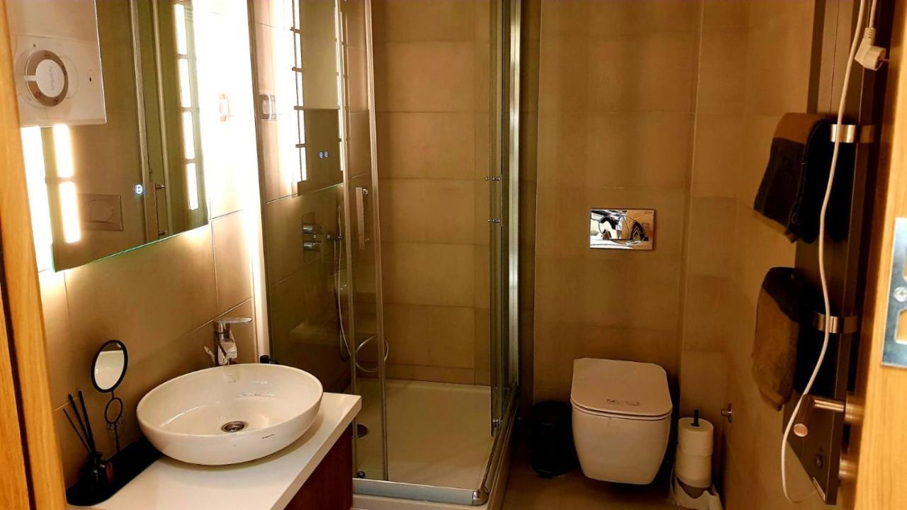 Apartment Lux Apartman S14 - Vila Pekovic